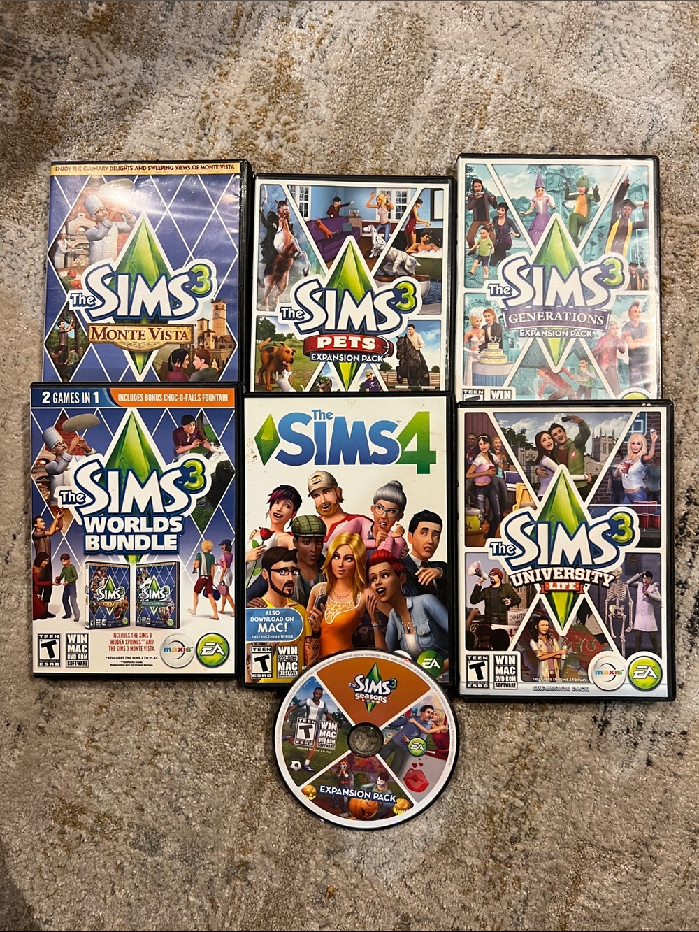 EA The Sims 3 & The Sims 4 Game Lot - z29